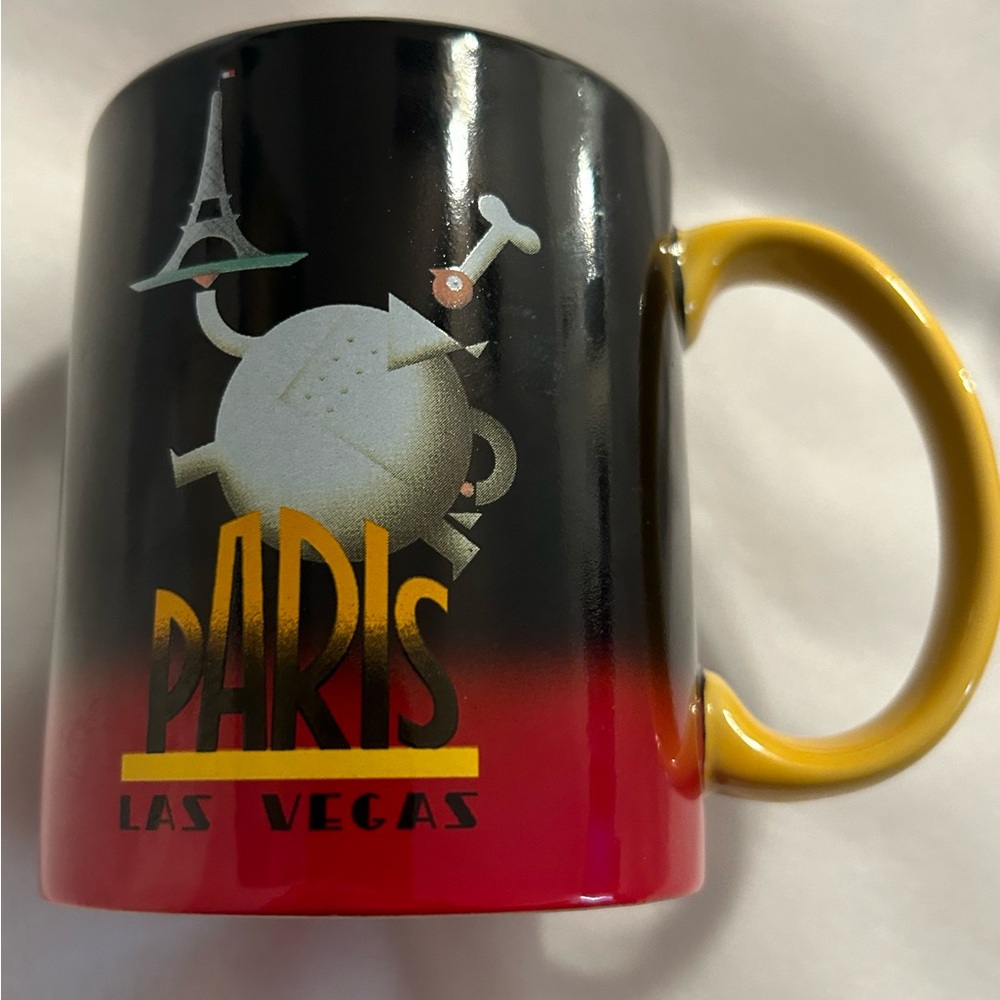 Vintage Paris, Las Vegas coffee mug. Never used.